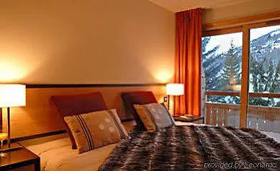 Nemea L'adret Aparthotel 4*